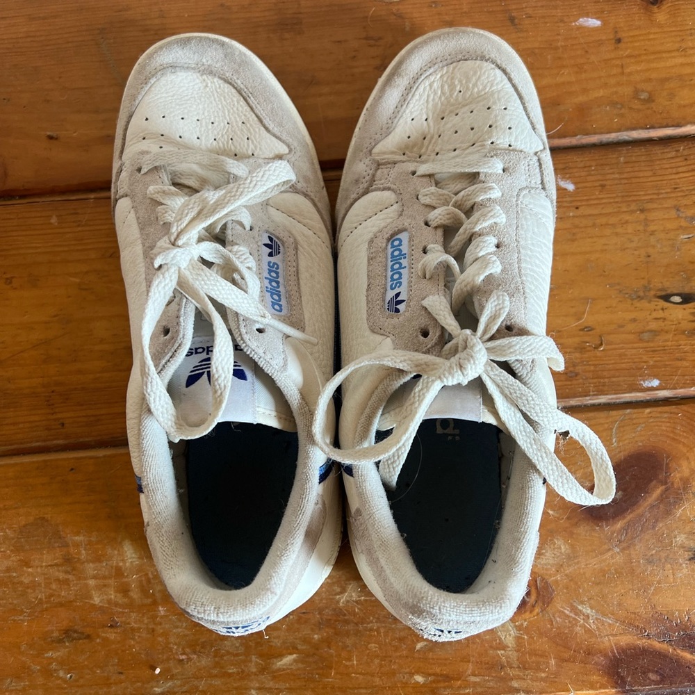 Adidas tennis shoes. Worn a few times but haven’t worn them in the last year!
